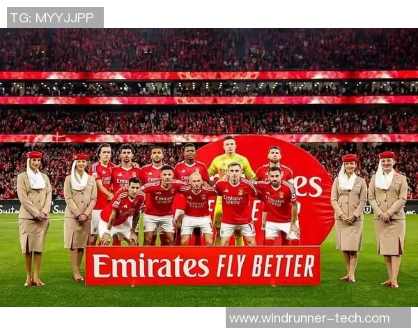 曼联对阵本菲卡上半场精彩回顾与战术分析